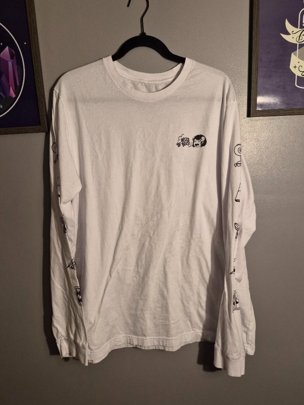 Critical Role Jester Long Sleeve T-Shirt (HELLO BEES!)